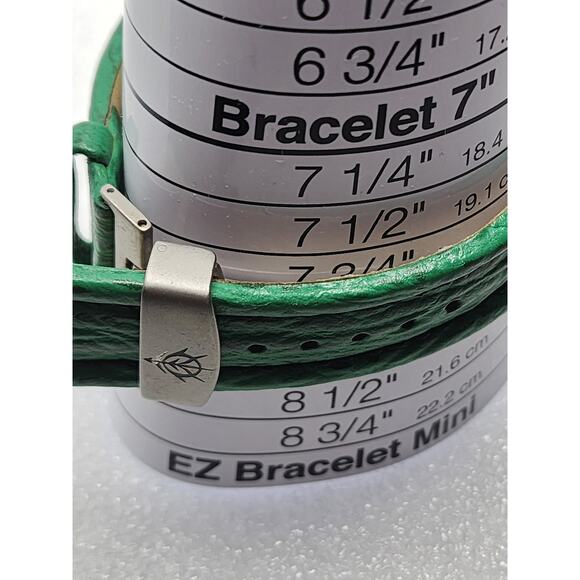 Gundam Titanium Shark Leather LImited MS-06F ZAKU II JDM Green Silver Red Watch - Picture 7 of 10